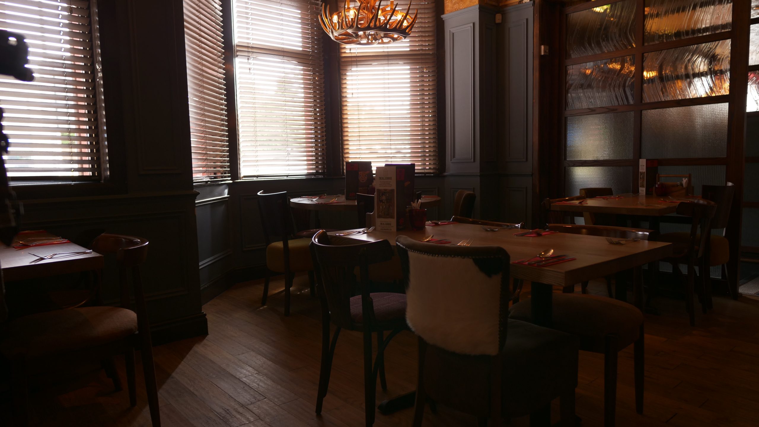 PreOrder The Red Bar & Grill