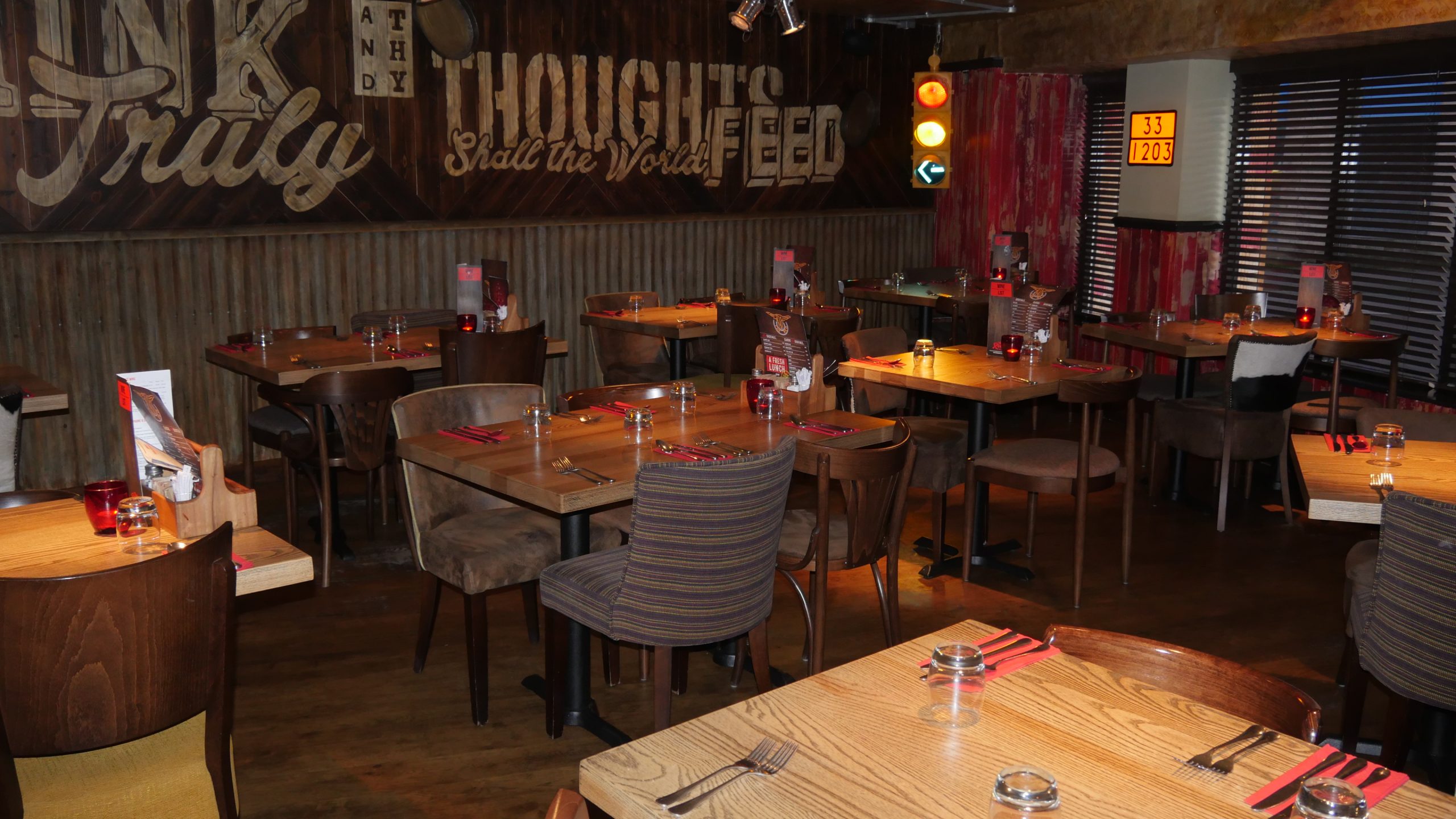 Bookings The Red Bar & Grill