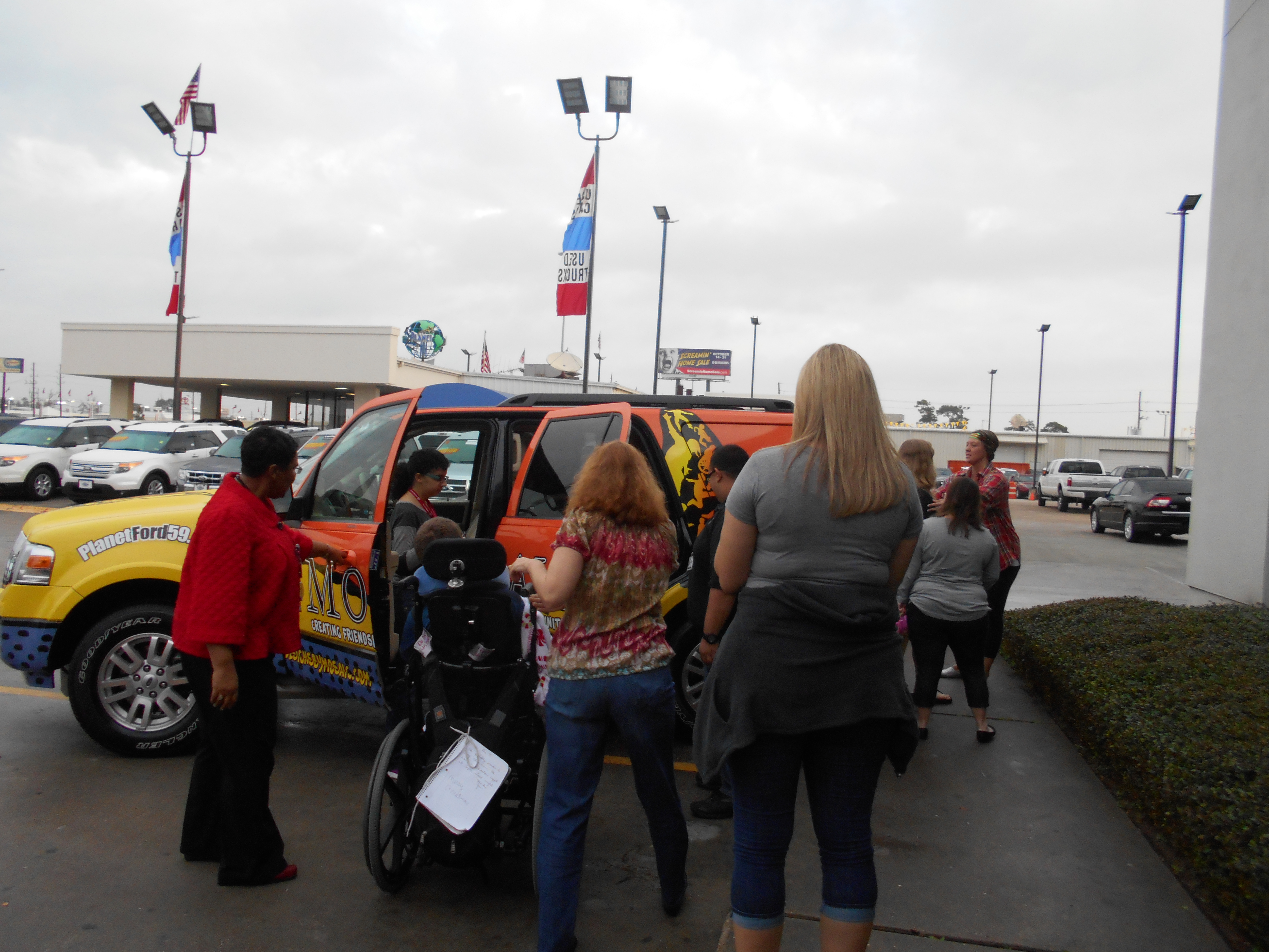 Randall Reed Receives Ford’s Salute to Dealers Award for Community