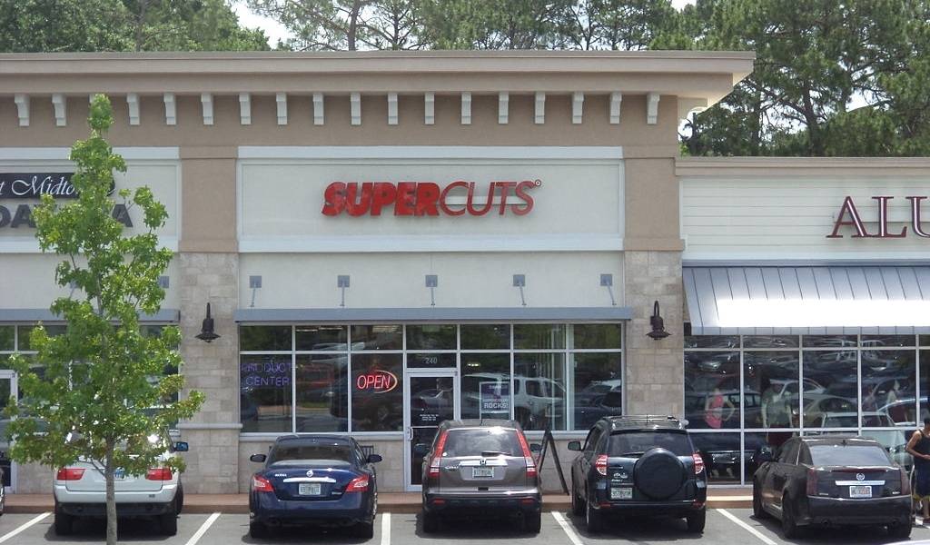 Does Supercuts Hire Felons in 2023? Everything You Should Know