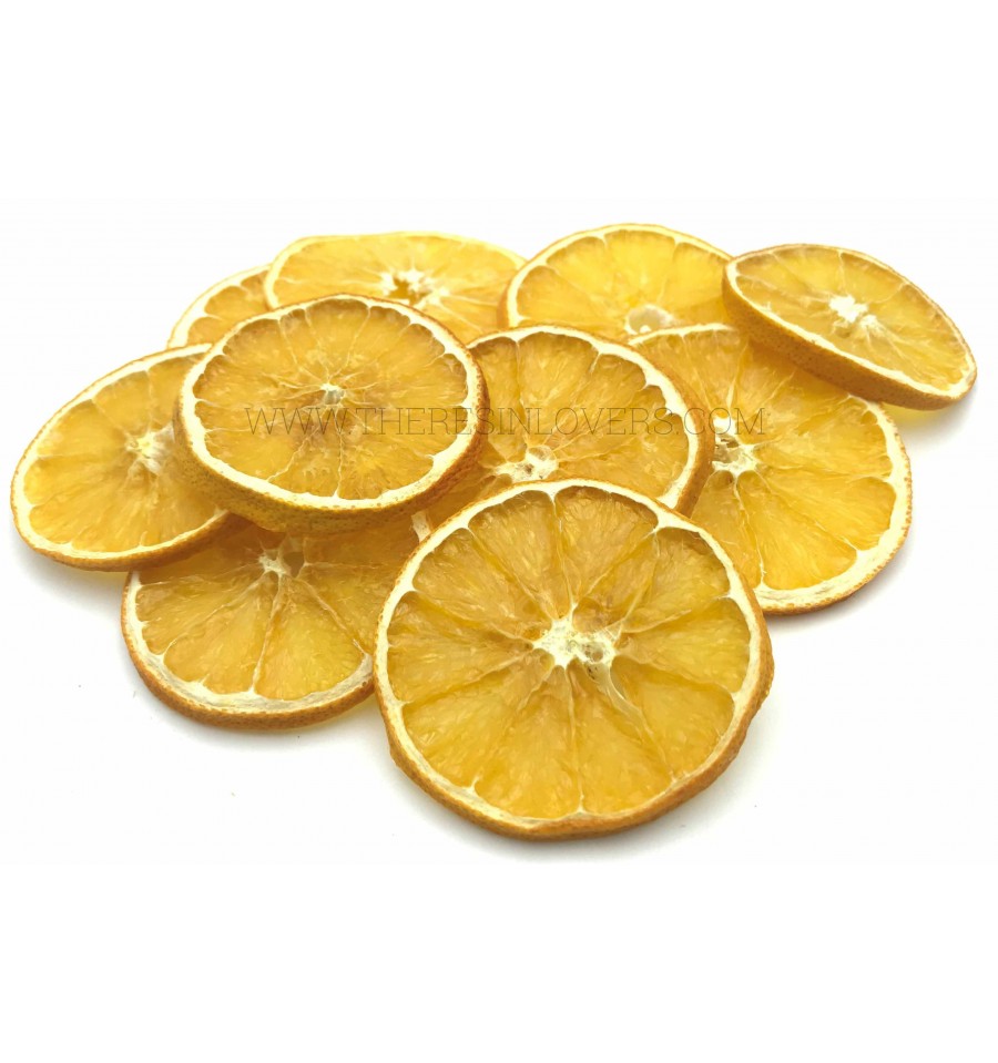 Natural dried oranges for decorations