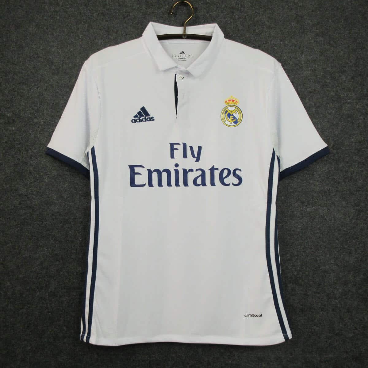 The Retro Kits Real Madrid 2016/2017 Home Kit