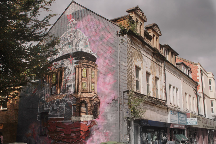 Oxford Largest Mural 17m high Reves One