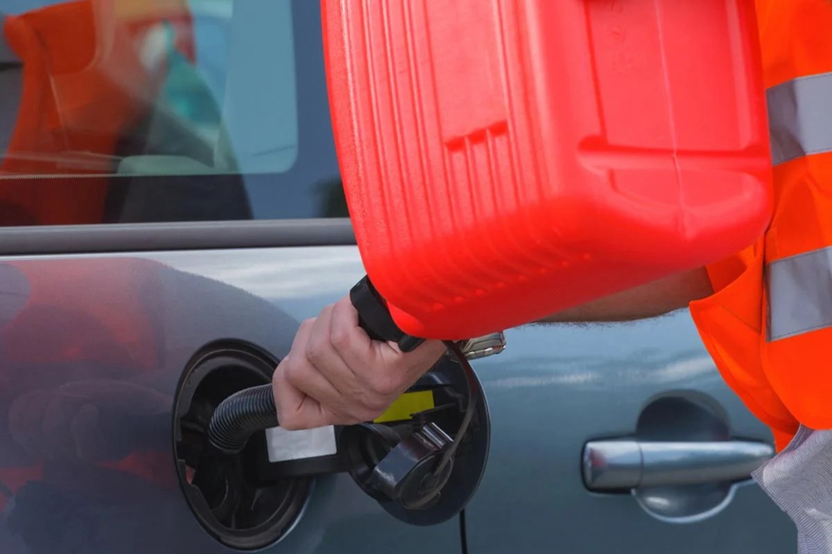 6 Tips For Managing Your Fuel Supply During An Emergency Thereviewstories