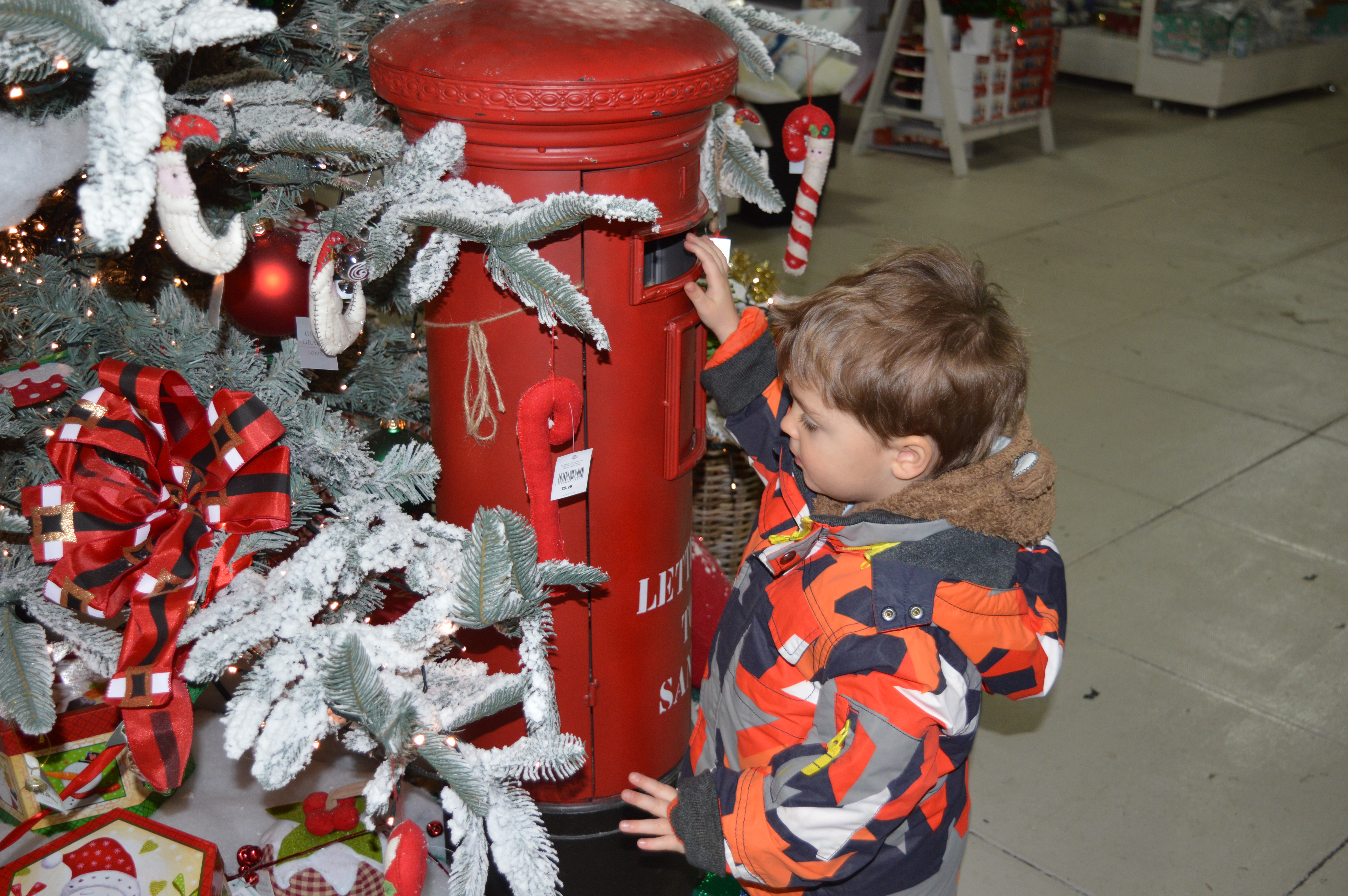 Millets Farm SANTA HAS ARRIVED! 🎅 Frosts Christmas... Facebook