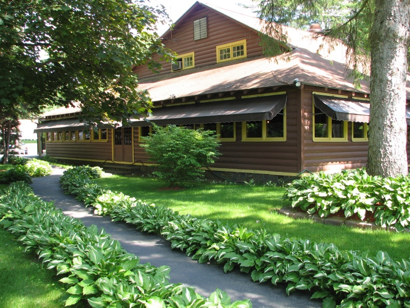 The Ridge Terrace Restaurant and Lounge