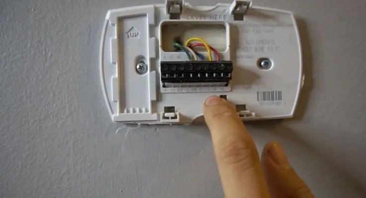 Thermostat Turned Off But Still Blowing Air [Solved] - Thermostat
