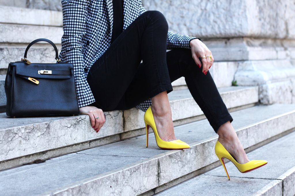 Yellow Pumps Outfit