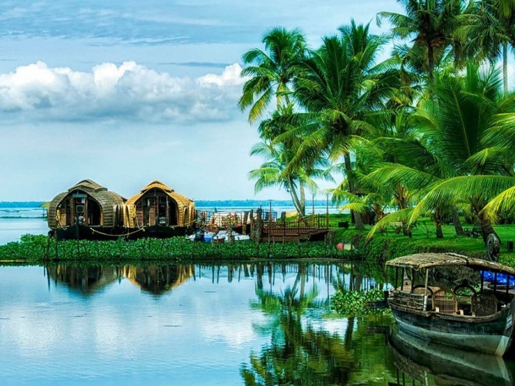 Top 5 Best Tourist Places To Visit In Kerala — The Second Angle