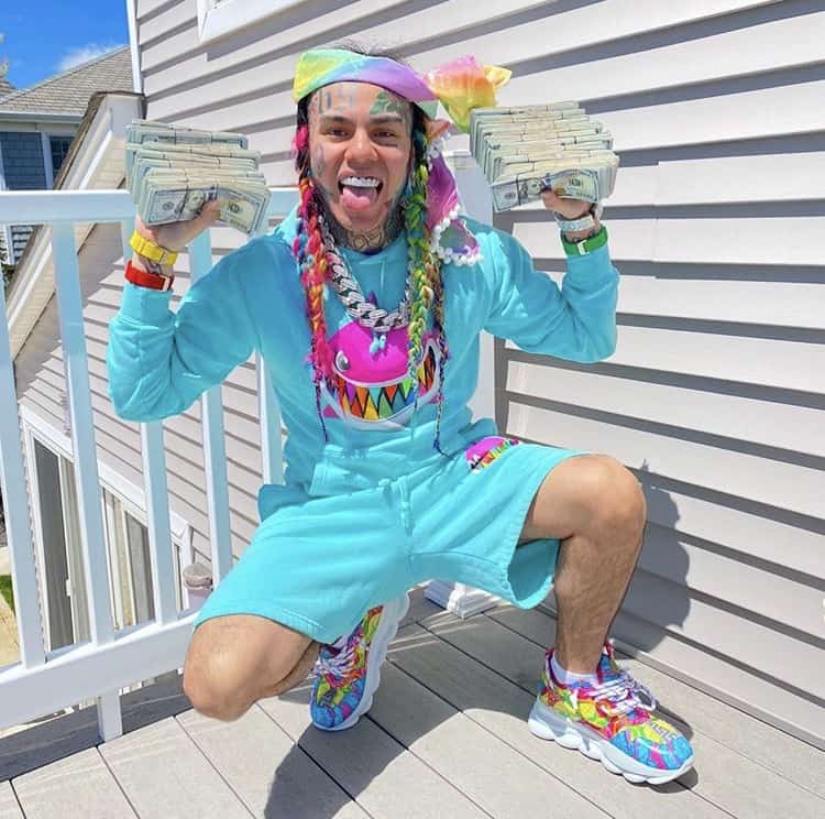 Tekashi 6Ix9Ine Returns To Social Media With A New Look & Previews New Music - The Shade Room