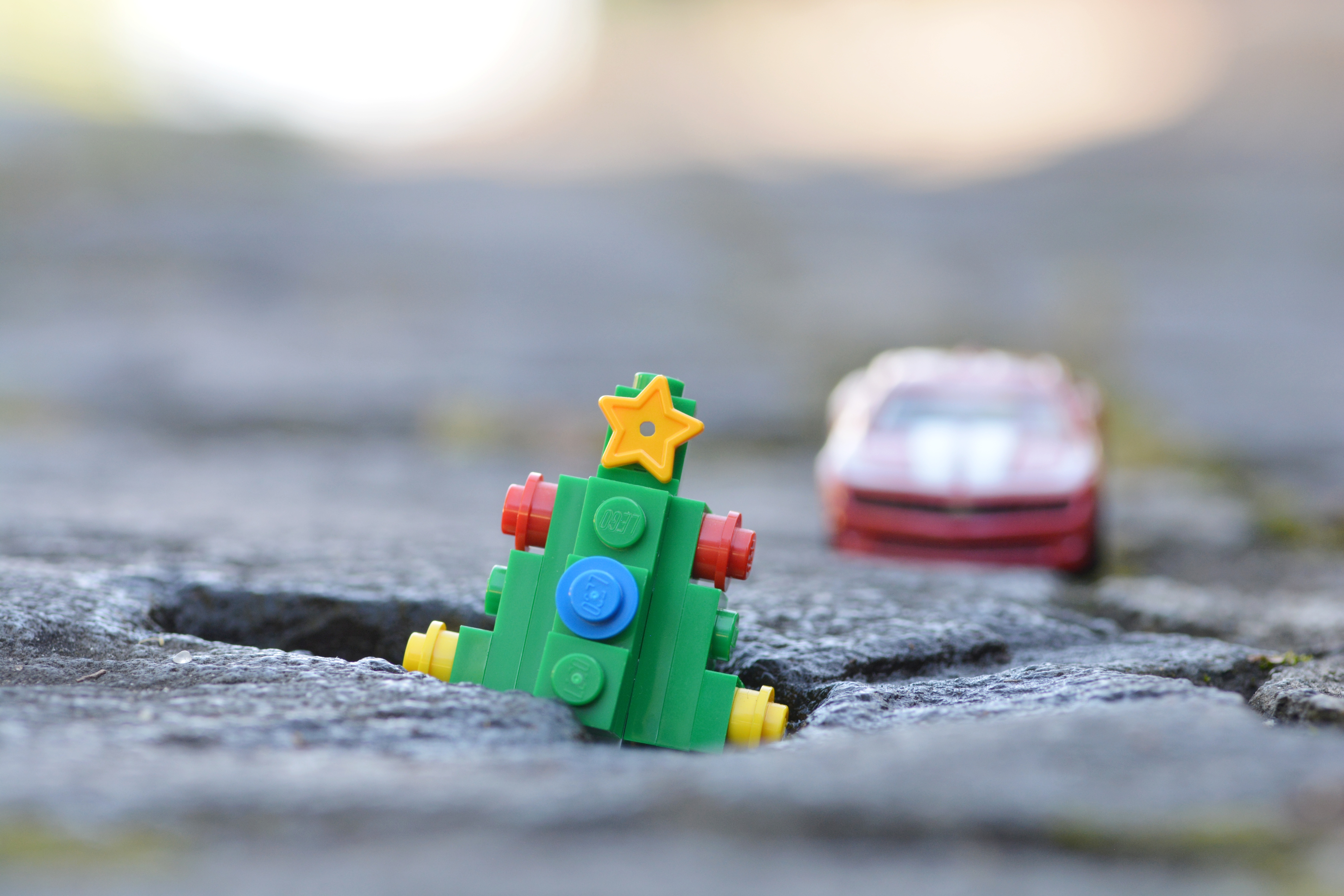 Christmas tree planted in Mississippi pothole to alert drivers The