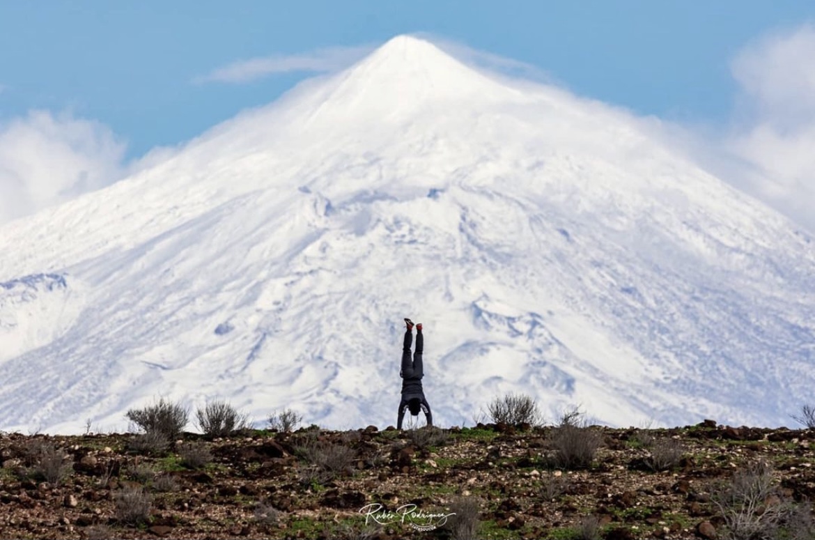 El manto blanco del Teide The Showroom Mag