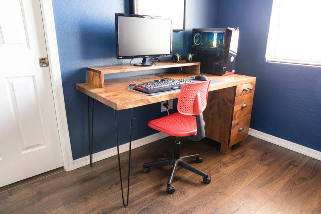 25 Perfect DIY Computer Desk Design Ideas
