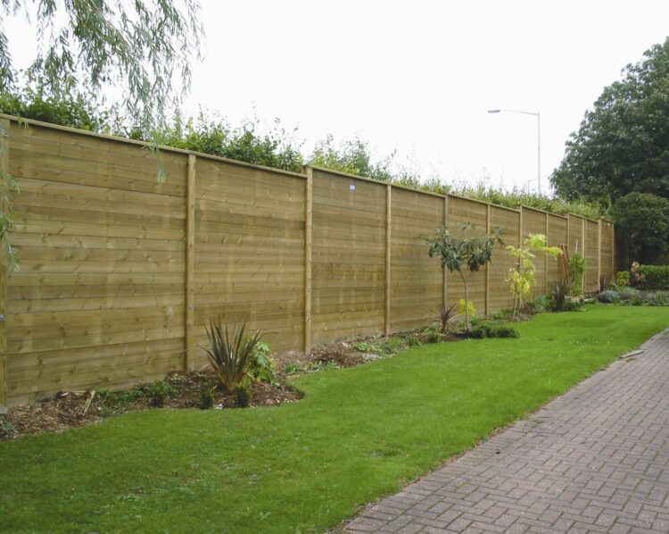 Best Fence Panels for Noise Reduction