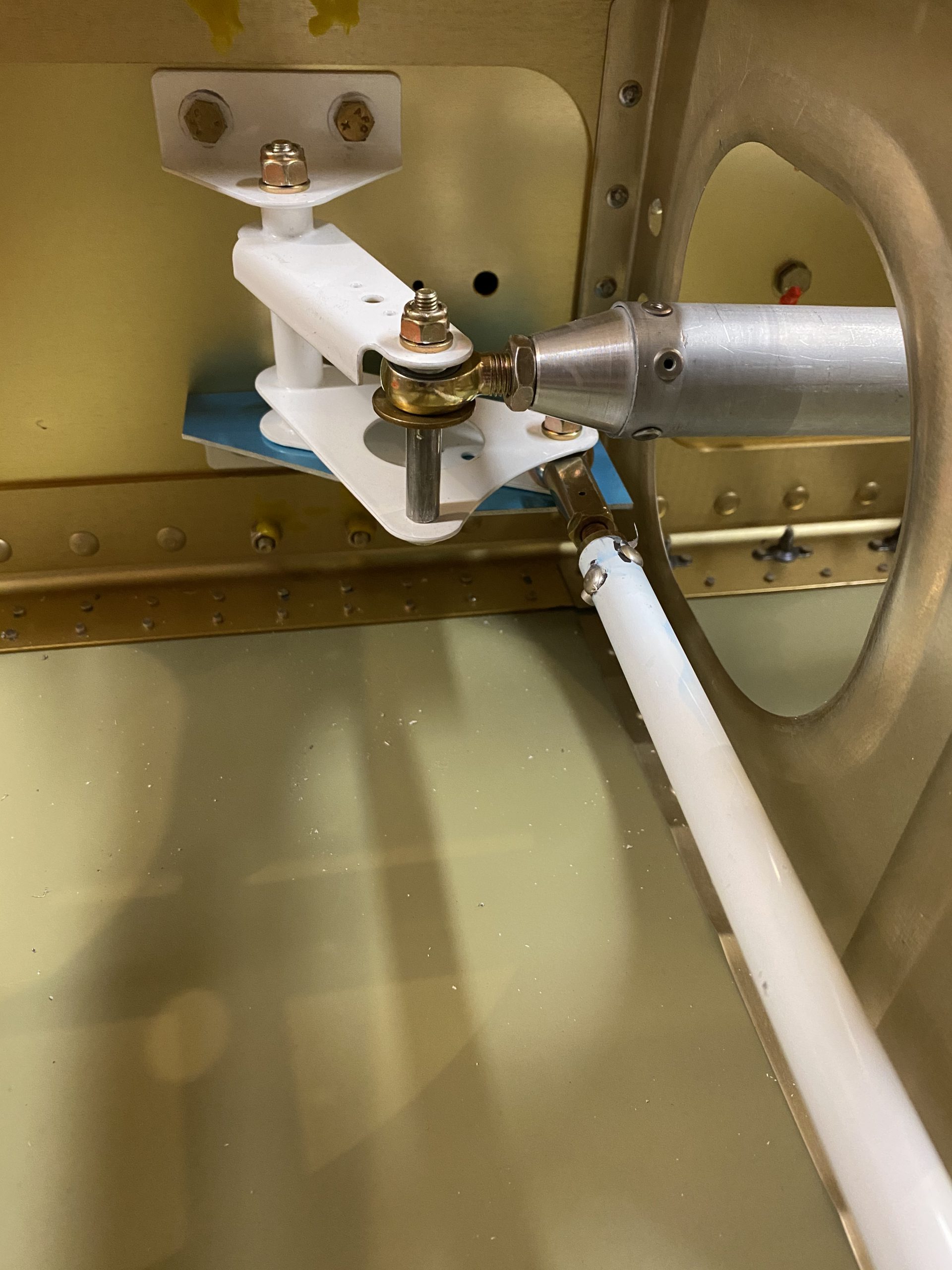 Assembling Right Wing Aileron Bell Crank Lynn’s RV7 Build