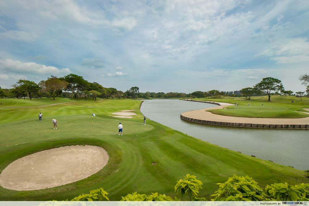 13 Golf Courses In Singapore Including Country Clubs & Driving Ranges
