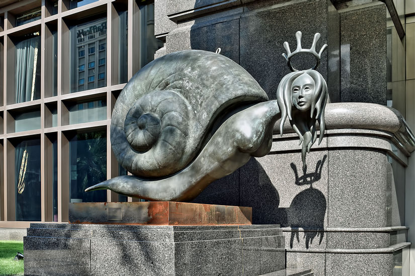 16 Sculptures In Singapore With Secret Meanings You Never Knew