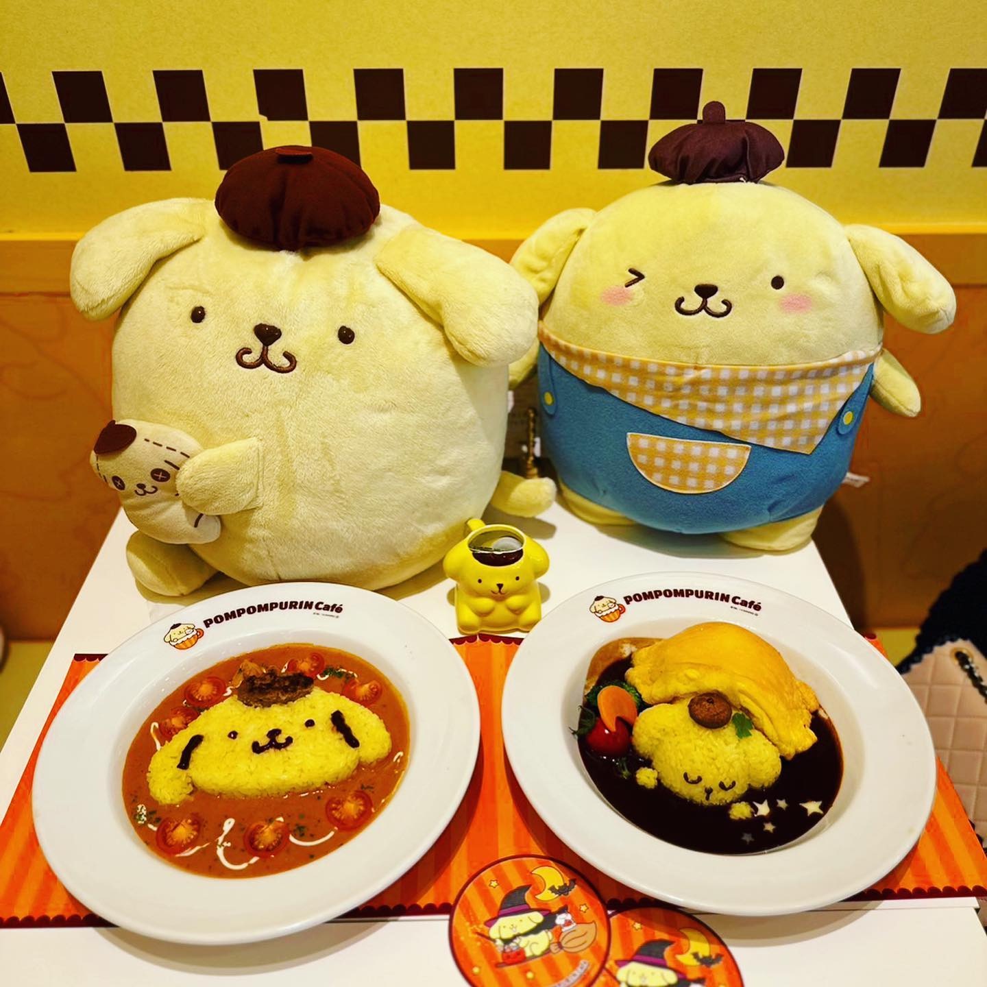 Pompompurin Cafe SanrioThemed Cafe With Spesh Menu & Soft Toys