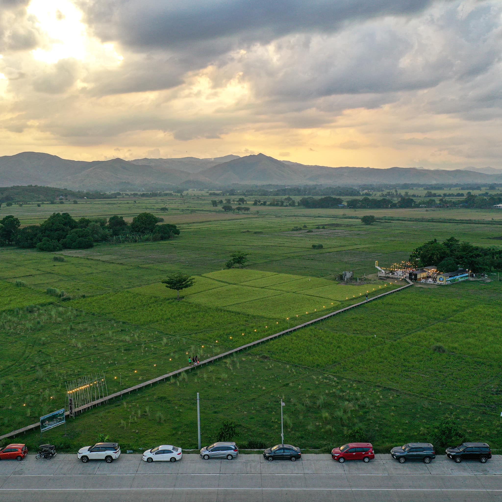 ag.KAPI.ta, Mangatarem, Pangasinan Cafe In The Middle Of A Rice Field
