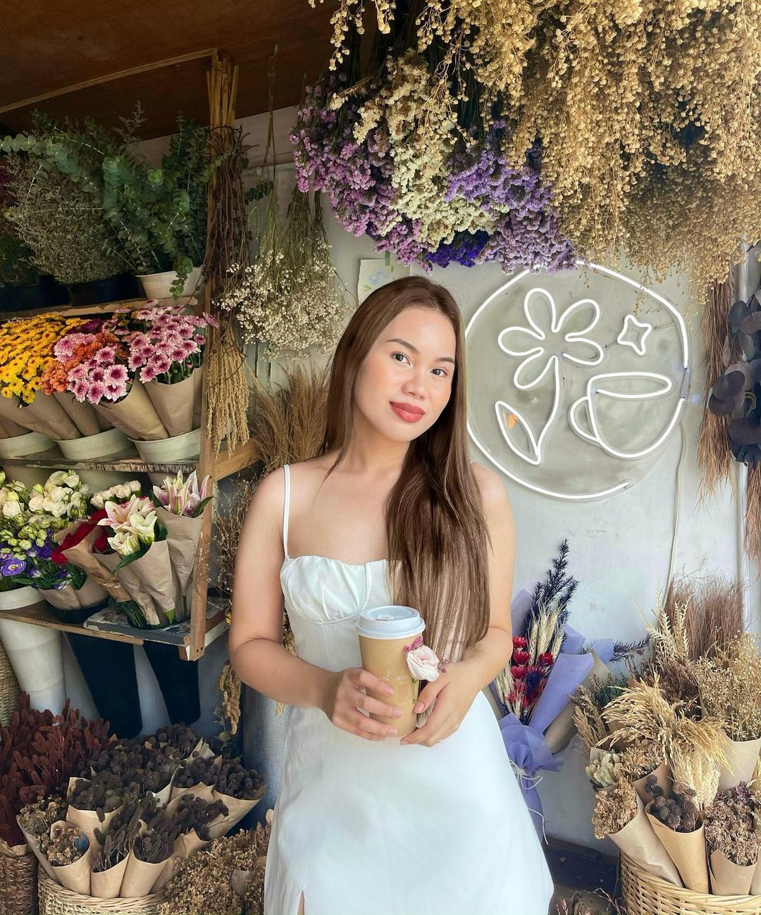 10 FlowerThemed Cafes & Restaurants in Metro Manila