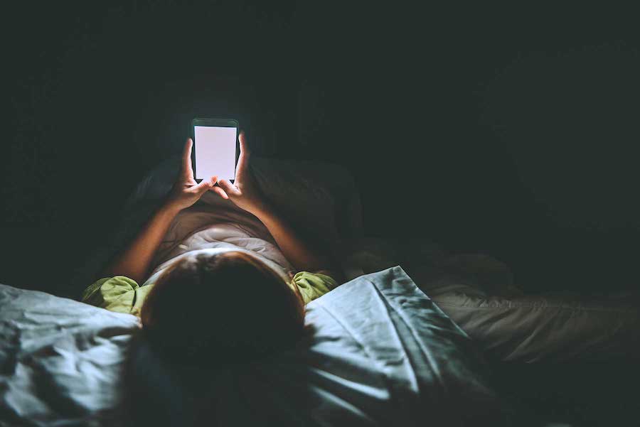 Psychologists Develop Measure of How Social Media Affects Teen Sleep