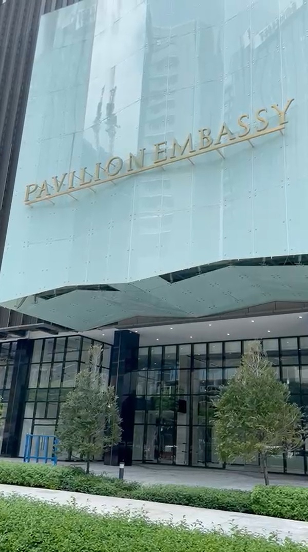 Pavilion Embassy Corporate Suites Office for SALE, 1614sf The Space