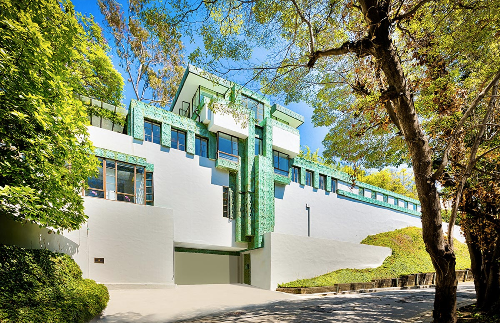 Frank Lloyd Wright Jr’s Samuel Novarro House lists for 4.2m