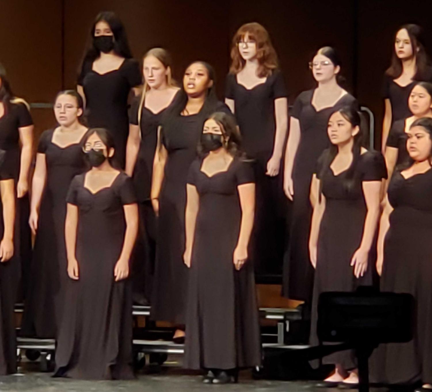 Choir, Choral ends the year on a holiday filled spirit night with