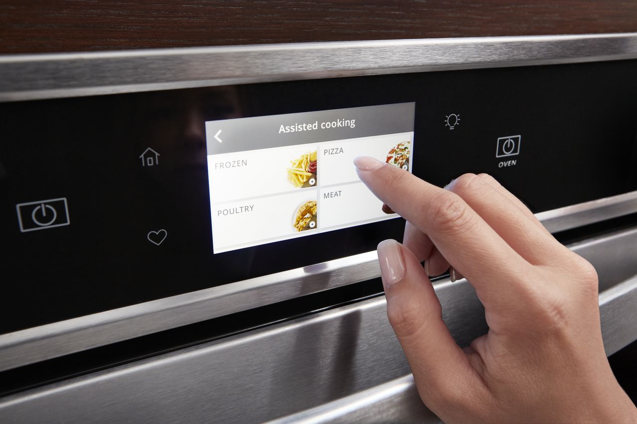 Chop and Awe Whirlpool Debuts A Bunch of Smart Kitchen Products at CES