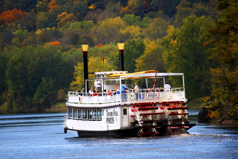 25 Things To Do This Fall in thestcroixvalley Taylors Falls, MN & St