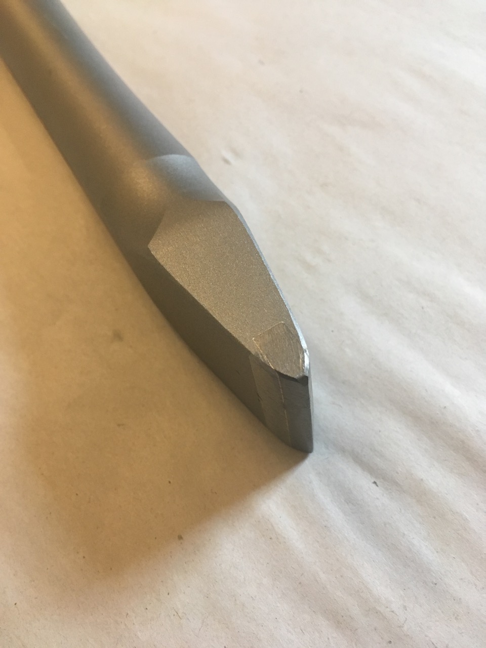 Trow & Holden Swept Grip Hand Tracer Chisel 1 1/2″ The Stone Trust