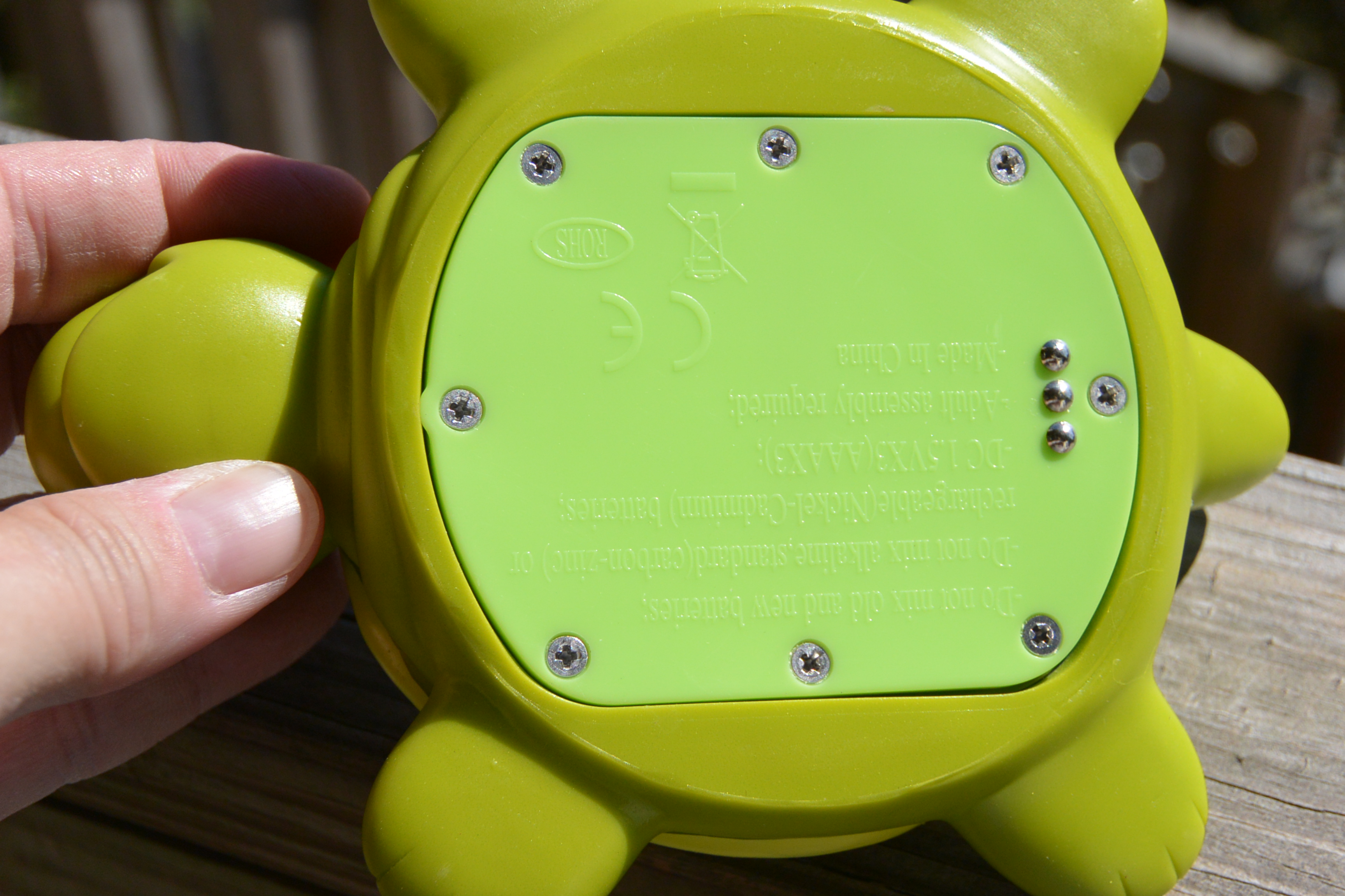 Turtlemeter The Baby Bath Floating Turtle Toy and Bath Tub Thermometer