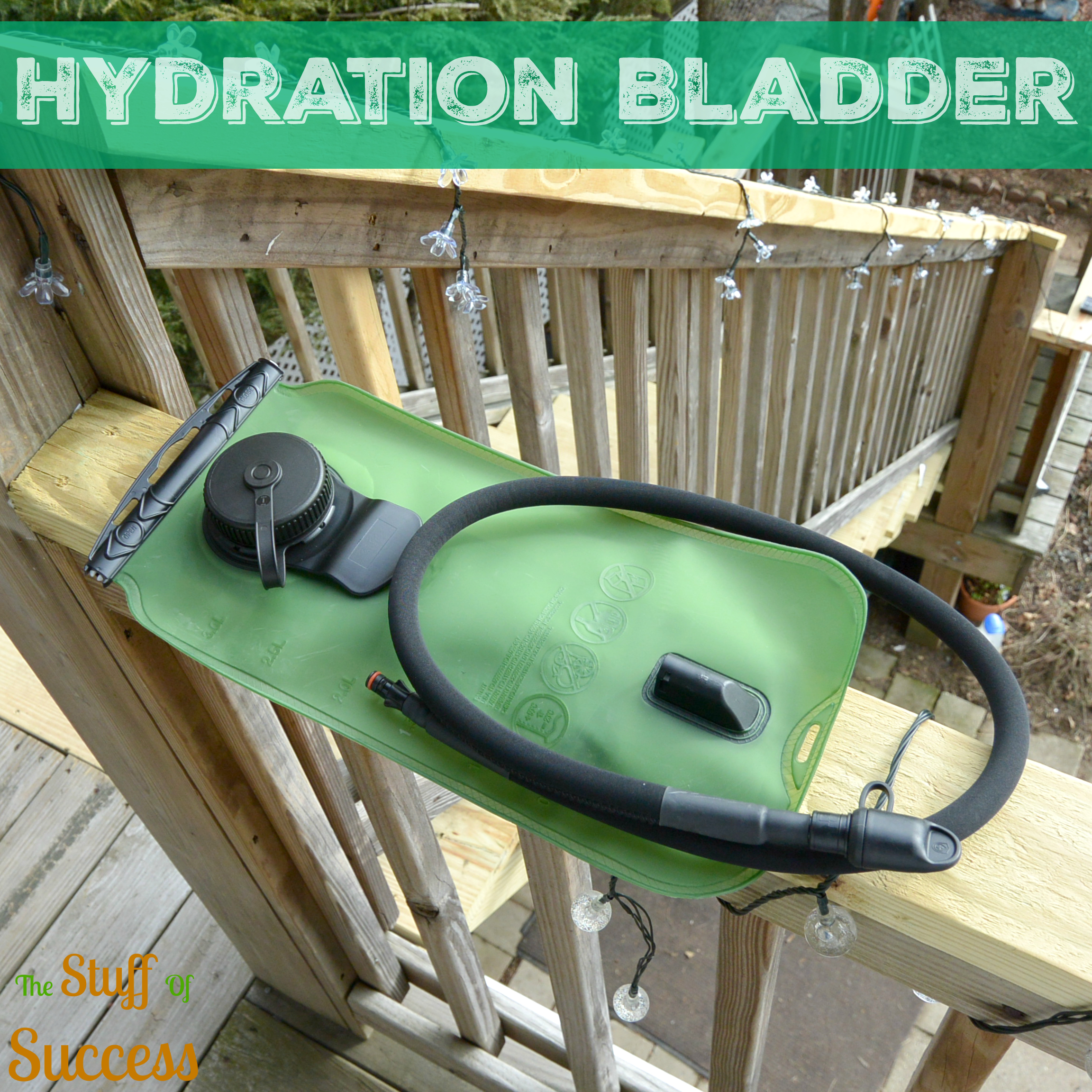 Hydration Bladder for Outdoor Fun #EmeraldBONL