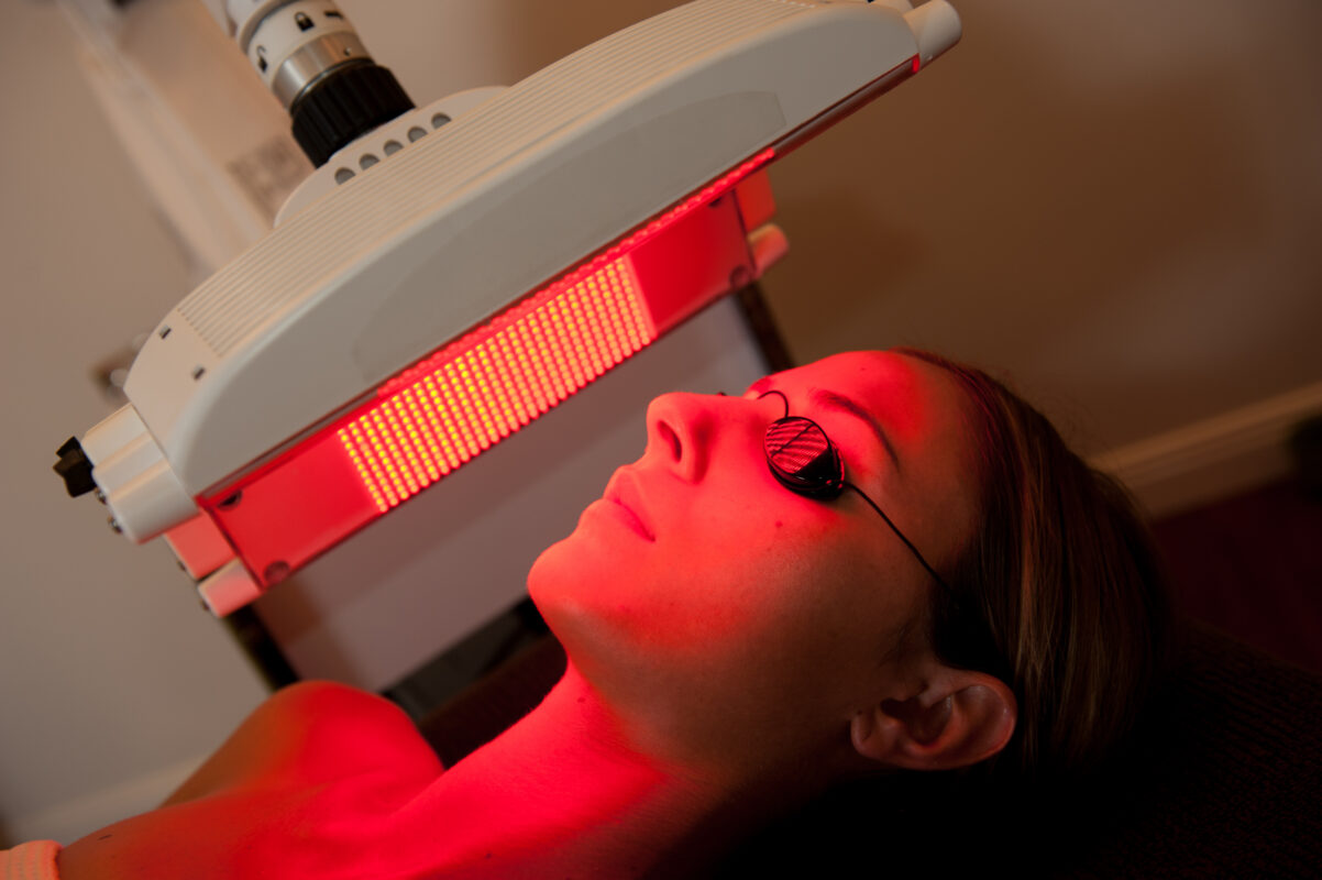 Is LED Light Therapy Good For Your Health? 3 Things To Know ⋆ The Stuff