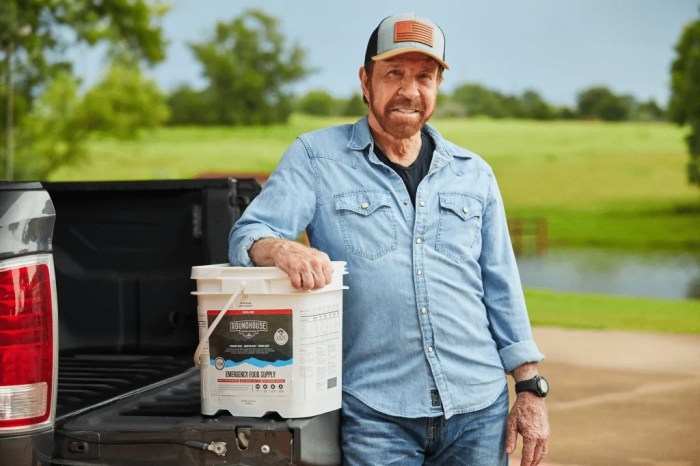 Chuck Norris' Net Worth: How Much is the TV Star Worth? Chuck Norris' Net Worth: How Much is the TV Star Worth?