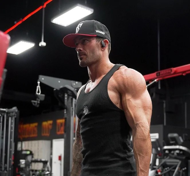 Vince Sant Net Worth, Biography, Girlfriend (Ashley Rossi) & More