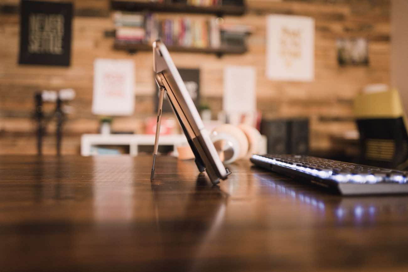 My iPad Writing Setup in 2019 Using a Stand, Keyboard, and Ulysses