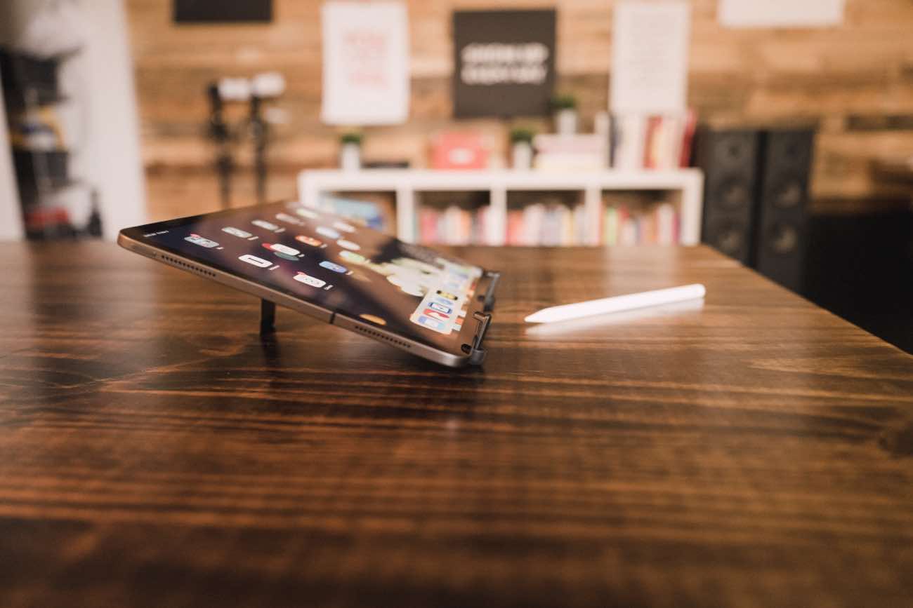 My iPad Writing Setup in 2019 Using a Stand, Keyboard, and Ulysses