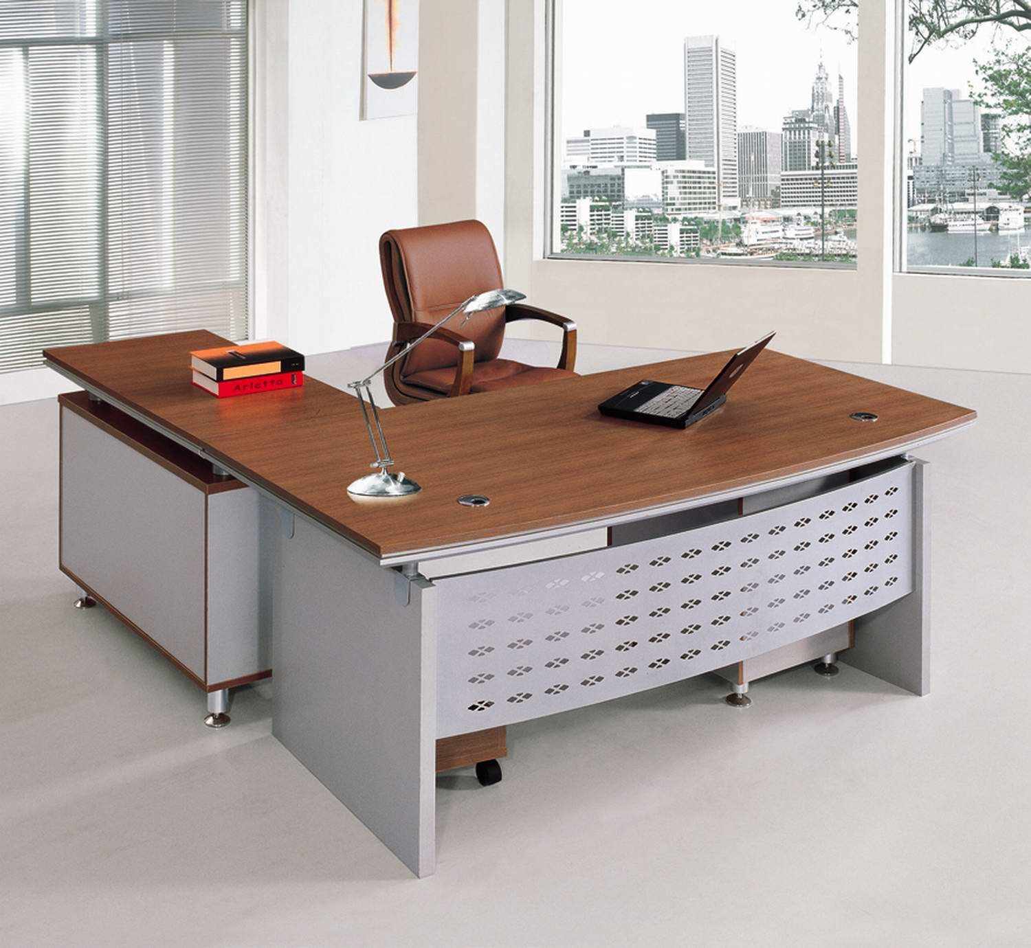 The Desks Of Famous Tech CEOs