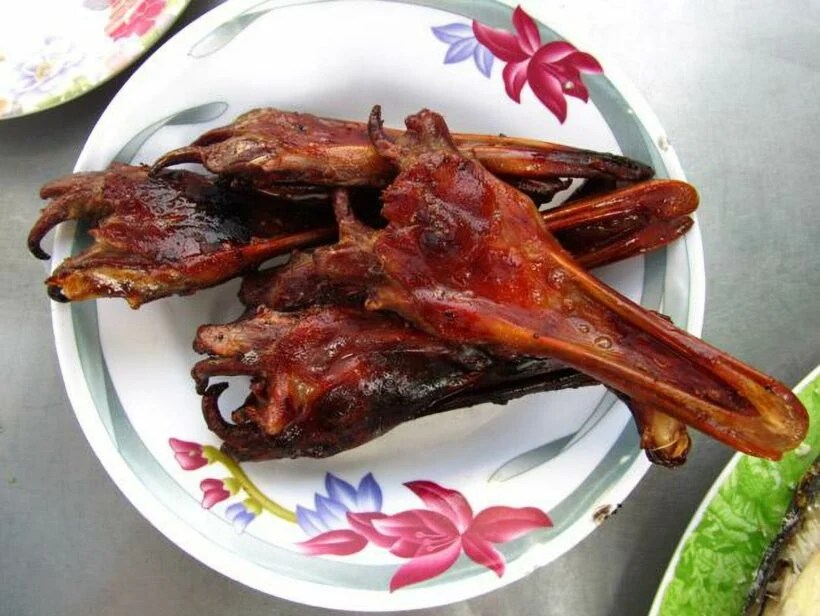 Are you brave enough to try these weird Thai food? Thaiger