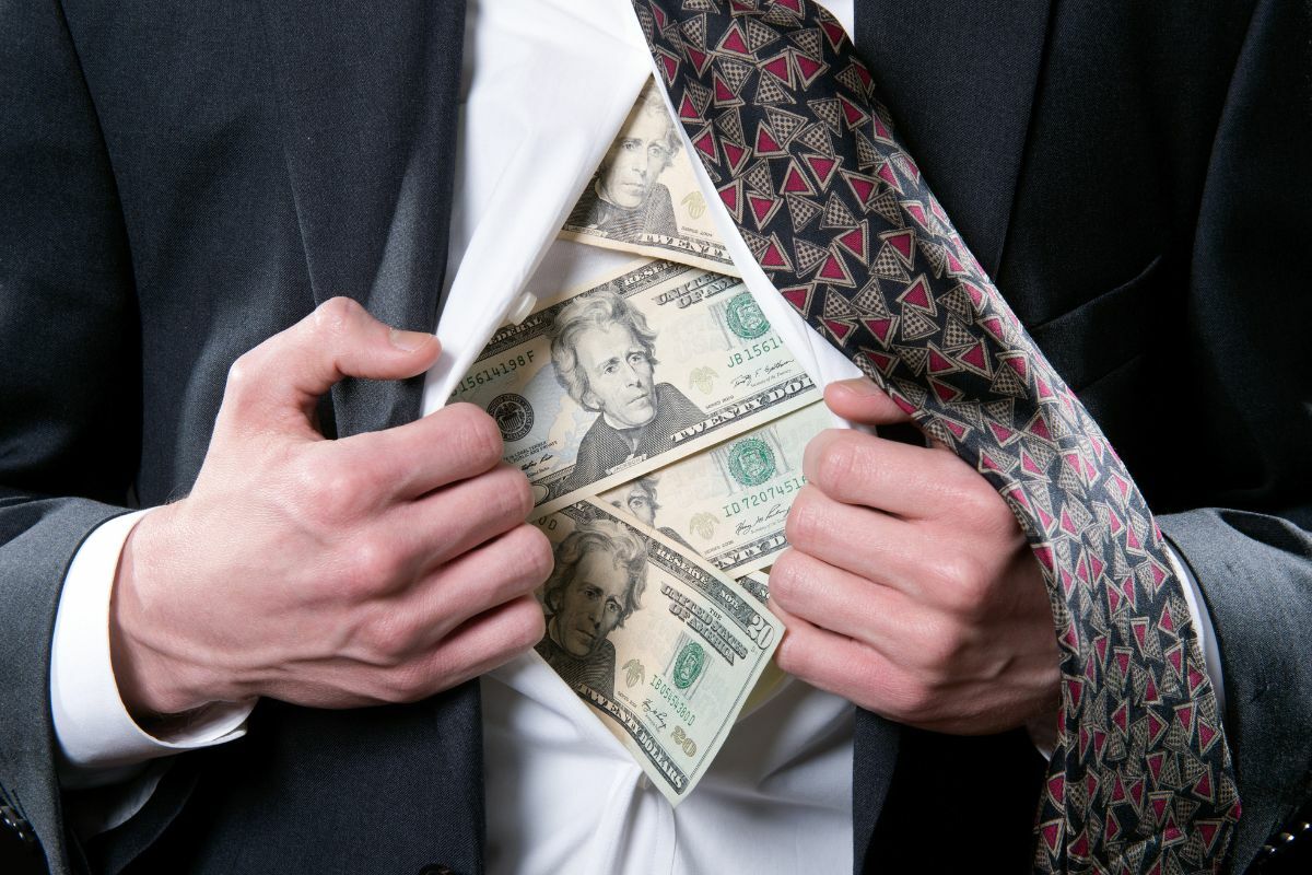 Significant arrest over 41 million baht embezzlement case Thaiger