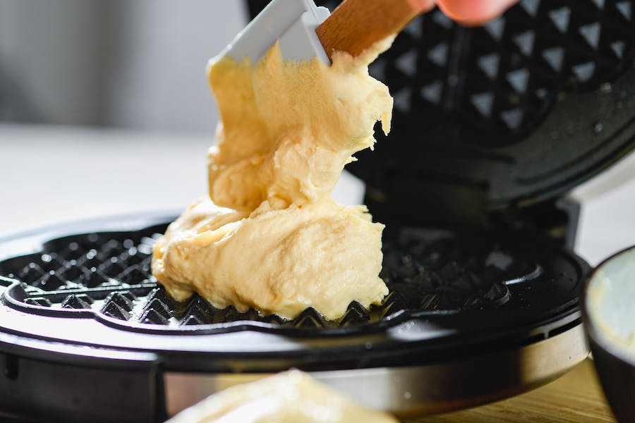 How to Clean a Waffle Maker: Step-by-Step Guide - The Thin Kitchen