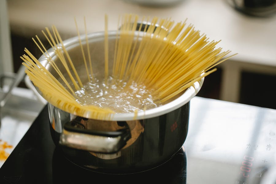 How to Keep Pasta from Sticking Without Using Oil [Guide] The Thin