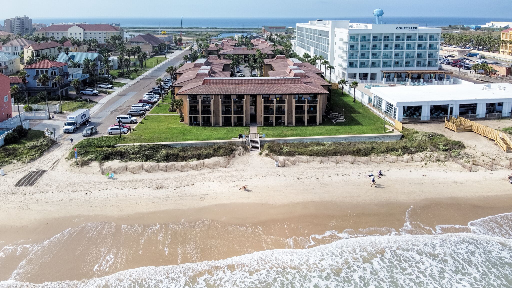 South Padre Island Beachfront Vacation Rentals The Tiki