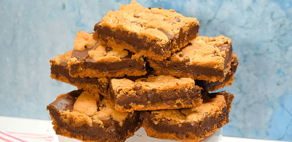 Easy and Delicious Fudge Stuffed Cookie Bars The TipToe Fairy