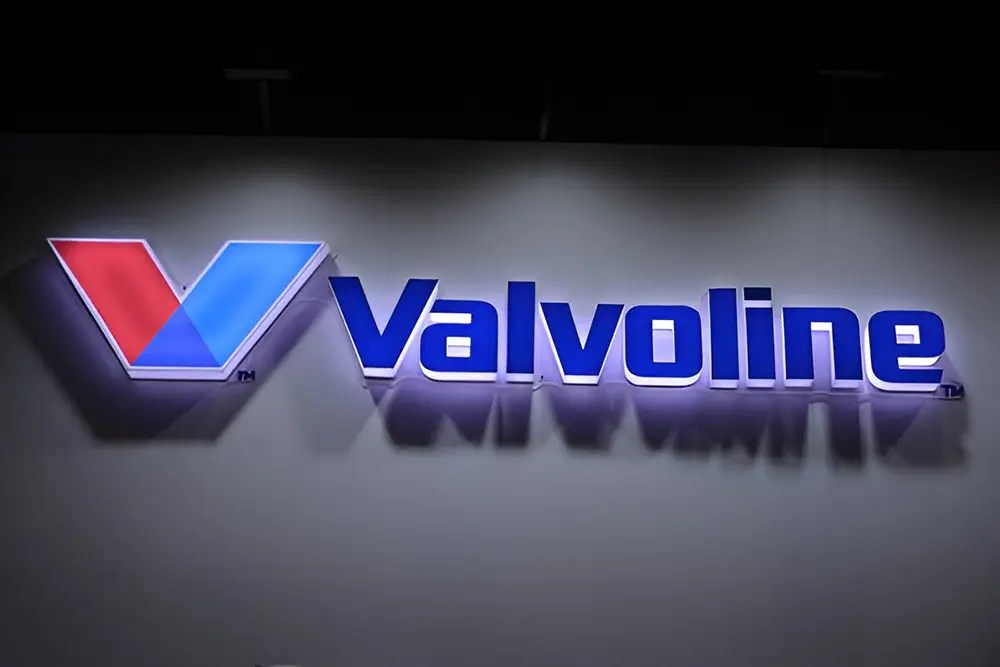 Valvoline Tire Rotation Cost: How Much Is It? - The Tire Reviews