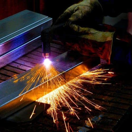 What Size Air Compressor for a Plasma Cutter? 4 Major Factors! The