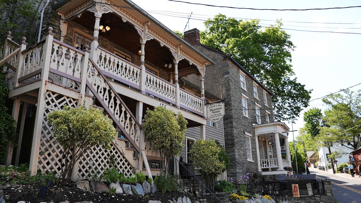 The Town's Inn Harpers Ferry, WV