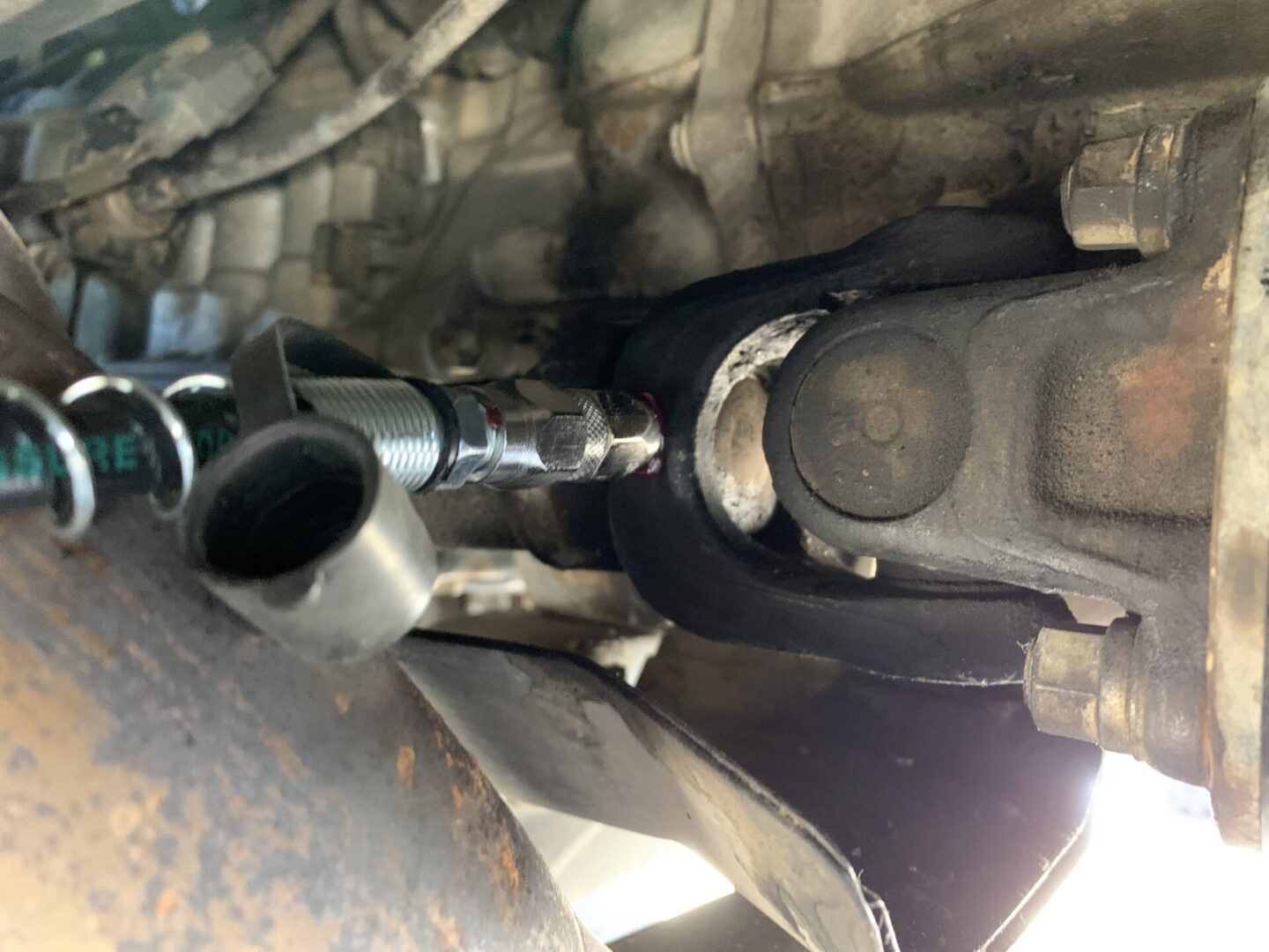 How to Grease the Driveshaft 4th Gen Toyota 4Runner The Track Ahead