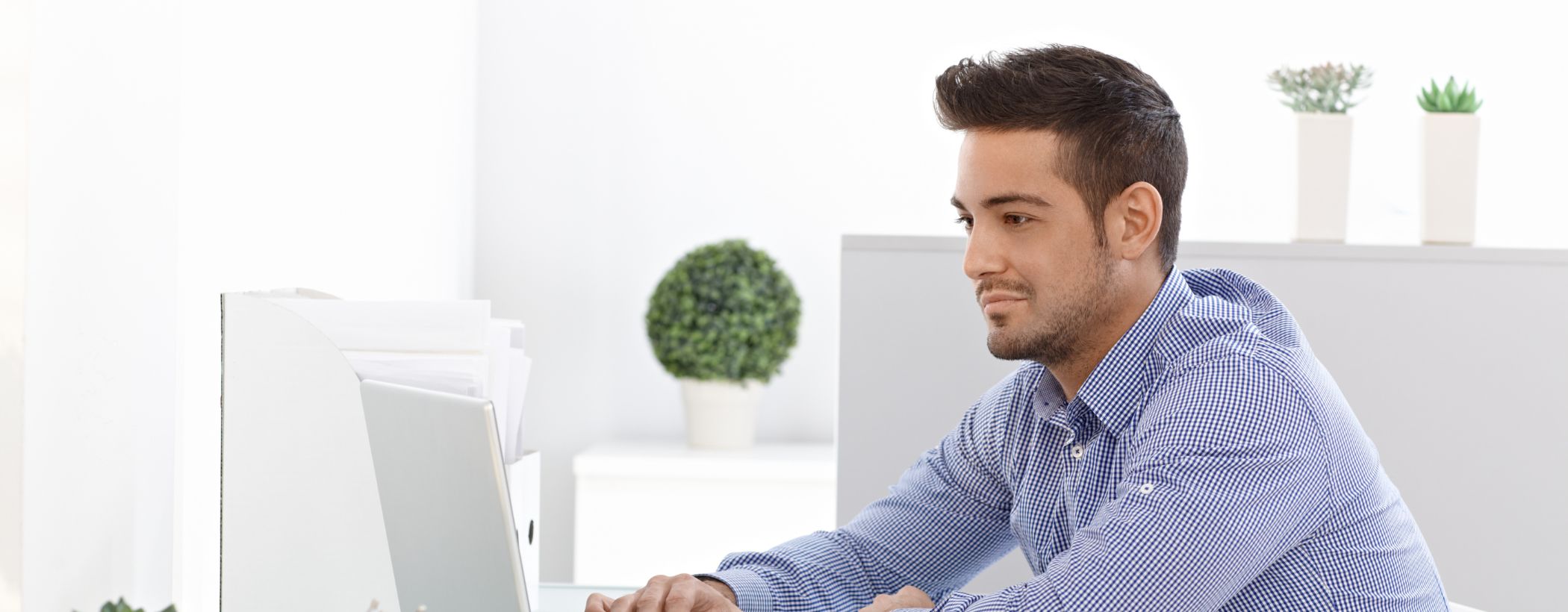 Iron Condor vs. Iron Butterfly (2024) Explained for Traders